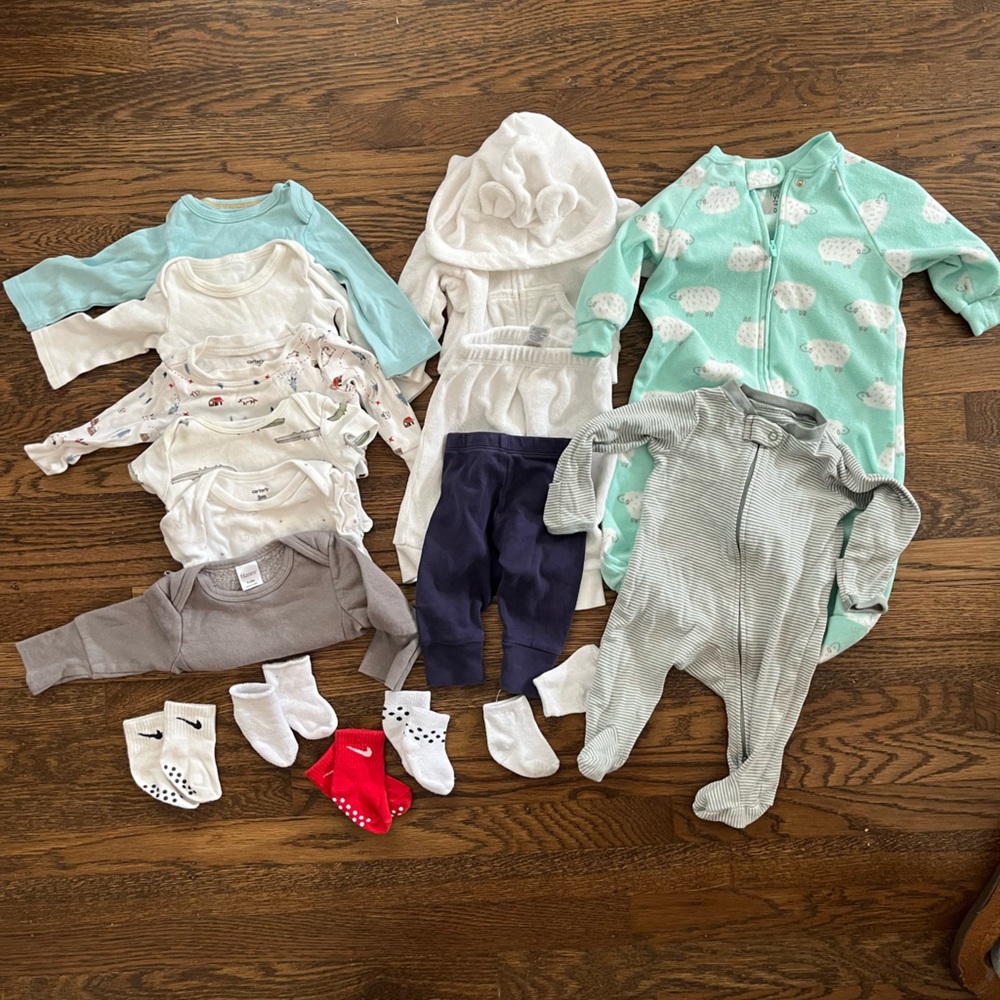 3 month gender neutral / baby boy clothes. Onesies, pants, sleep sack, socks
